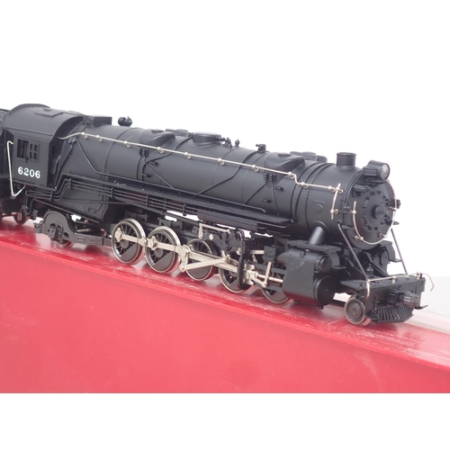 569 - Rivarossi 1255 HO scale 2-10-2 S1 class Locomotive in Baltimore and Ohio livery, boxed