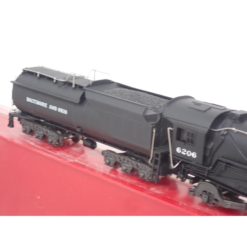 569 - Rivarossi 1255 HO scale 2-10-2 S1 class Locomotive in Baltimore and Ohio livery, boxed