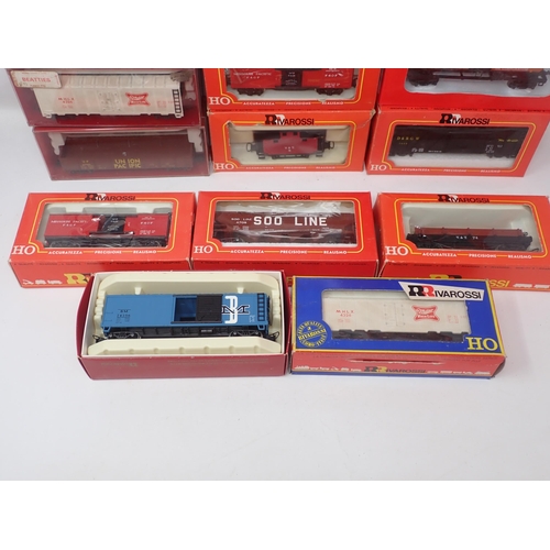 590 - Seventeen Rivarossi HO Wagons to include; 2x 2310, 2306, 2314, 2239, 2316, 2240, 2299, 2318, 2250, 2... 