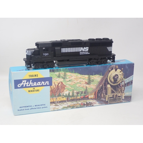 605 - A boxed Ahearn HO scale Special Edition GATX Locomotive Set and five other boxed Locomotives