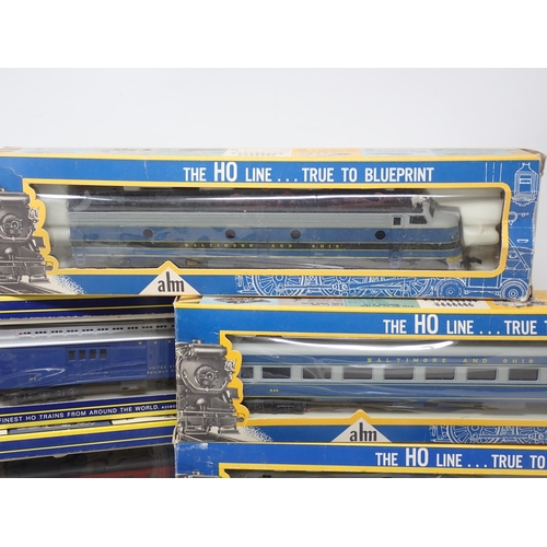 609 - Ten boxed AHM HO scale American Coaches