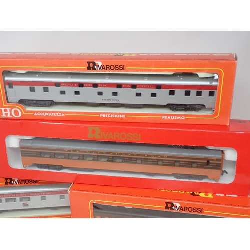 611 - Eight boxed Rivarossi HO scale American Coaches