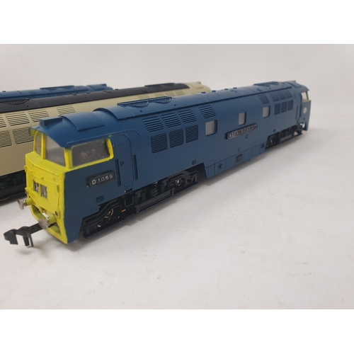 613 - Three unboxed Lilliput 00 gauge Western diesel Locomotives