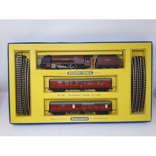 619 - Hornby Dublo 2023 'The Caledonian' Passenger Set, boxed