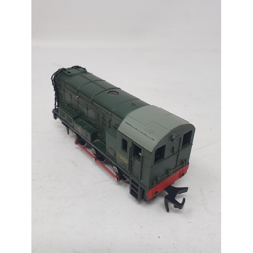 628 - Hornby Dublo 2218 2-6-4T Locomotive, boxed; Hornby Dublo 2217 0-6-2T Locomotive, boxed; and 2231 0-8... 