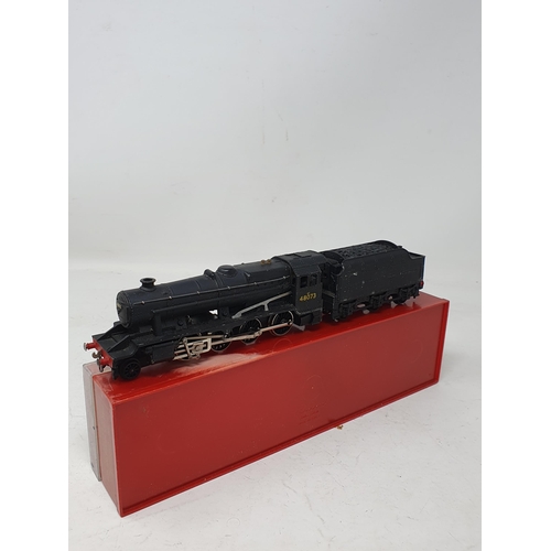 632 - Hornby Dublo 2224 8F 2-8-0 Locomotive, box lid A/F; and a Hornby Dublo 3-rail 8F 2-8-0 Locomotive, i... 