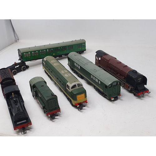 638 - Six Hornby-Dublo 2-rail Locomotives including 0-6-0T, 0-6-0 diesel Shunter, 'Crepello', Co-Bo, 'City... 