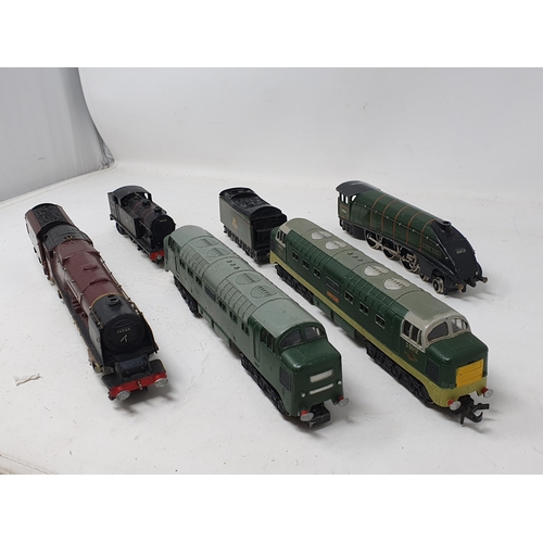 644 - Five unboxed Hornby Dublo 2-rail Locomotives including Co-Co diesel Locomotives, 0-6-2T, 'City of Lo... 