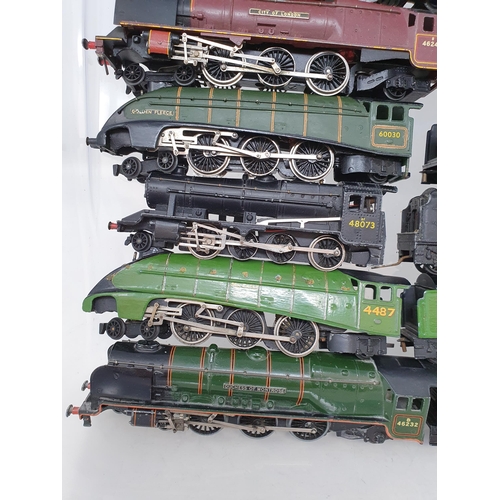 678 - Seven unboxed and play worn Hornby Dublo 2-rail Locomotives including two 'Barnstaples', 'City of Lo... 