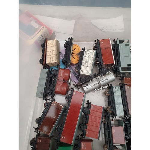 688 - Box containing approximately 40 unboxed Hornby Dublo Wagons