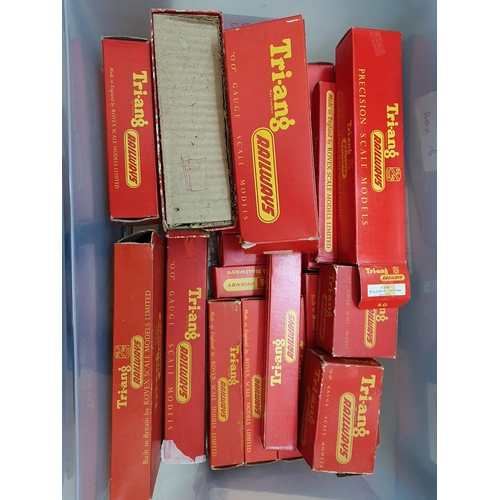 741 - A boxed of boxed Triang 00 gauge including two Princess Locomotives (lacking tenders), B.B. diesel L... 