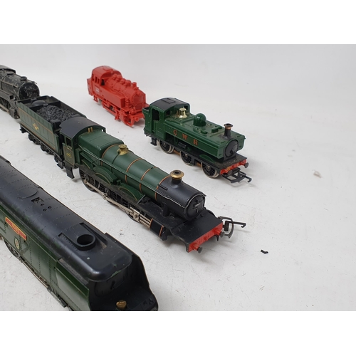 742 - Box of unboxed and damaged Triang and Trix Locomotives and Rolling Stock