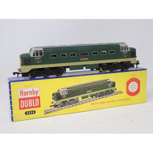 42 - Hornby Dublo 3234 'St Paddy' Locomotive, boxed. Locomotive in mint condition and shows little sign o... 