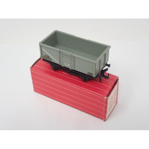 56 - Hornby Dublo rare 4655 open brake gear Mineral Wagon, unused, boxed. Very few of these wagons were p... 