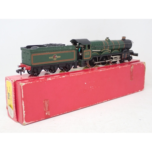 253 - Hornby Dublo 2230 Bo-Bo diesel Locomotive in scarce plain red box. Excellent condition box excellent... 