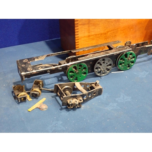 306 - A part built gauge 1 Merchant Navy Class Locomotive, with body, chassis, wheels and tender, and a 2 ... 