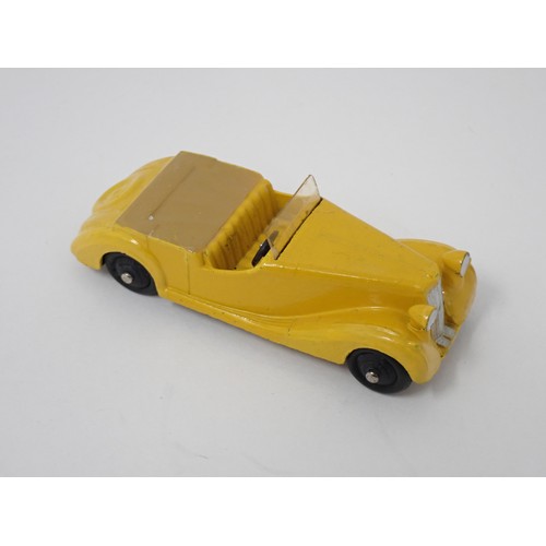 335 - Dinky Toys 38b yellow Sunbeam Talbot