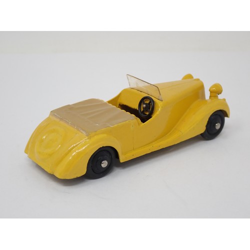 335 - Dinky Toys 38b yellow Sunbeam Talbot