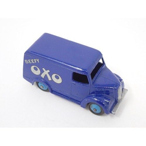 388 - Dinky Toys 31d dark blue Trojan 'Oxo' Van