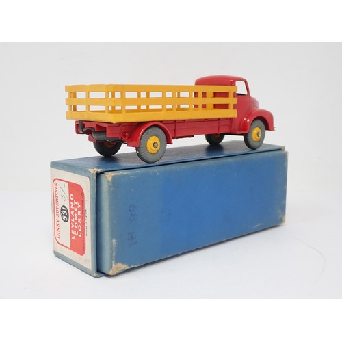 397 - Dinky Supertoys 531Leyland Comet Wagon with red cab and yellow back, boxed