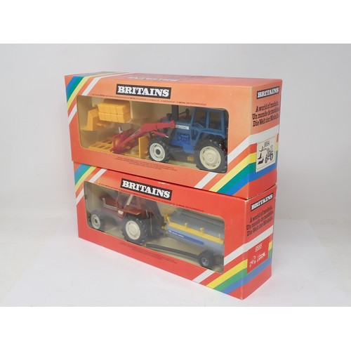 422 - Britains 9584 Ford TW-20 with bale grab and Britains 9585 Fiat 880 DT with tank, boxed