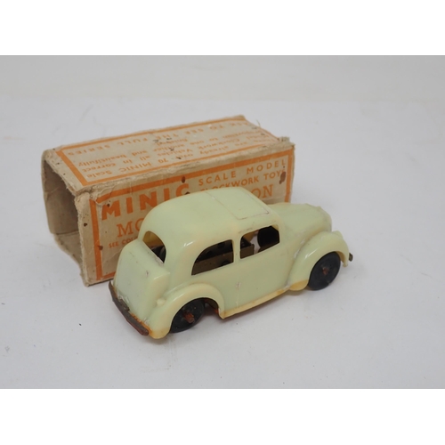 442 - Triang Minic Ford Saloon in damaged box, Morris Saloon in damaged box and Morris Light Van in reprod... 