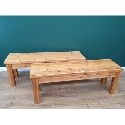 85 - A pair of modern Pine Benches, 1ft 9