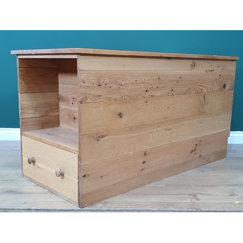 279 - A large modern Blanket Chest/Coffee Table with lift up lid and single fitted drawer, 2ft 3