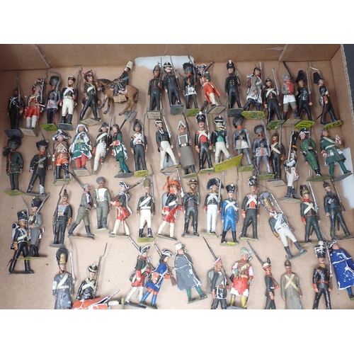 1173 - Approximately 200 hand painted diecast Figures of Soldiers in historical uniforms, some A/F