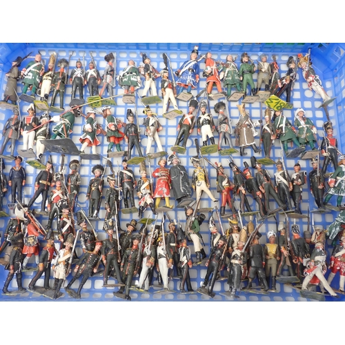 1173 - Approximately 200 hand painted diecast Figures of Soldiers in historical uniforms, some A/F