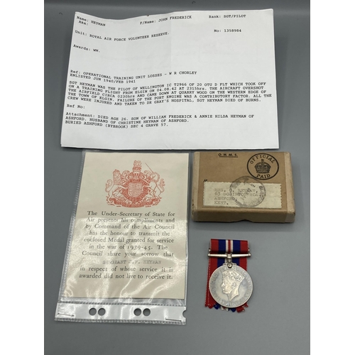 1060 - 1939-45 War Medal with box of issue addressed to Mrs C. Heyman and Condolence Slip to Sergeant J.F. ... 