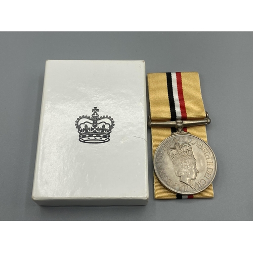 1065 - Iraq Medal to 25158083 Private S.A. Flynn, Parachute Regiment, with box of issue