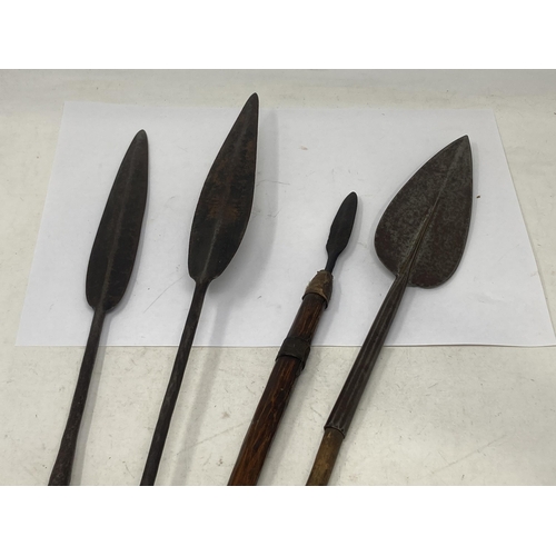 1001 - Four East African Masai type Spears with leaf shaped heads