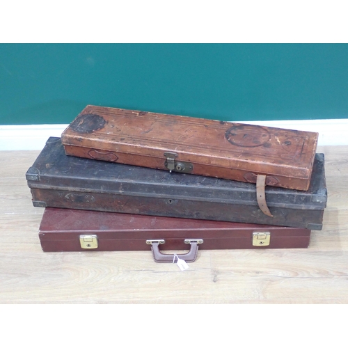 1108 - An antique leather covered oak Gun Case bearing label for George H. Daw lacking fitted interior and ... 