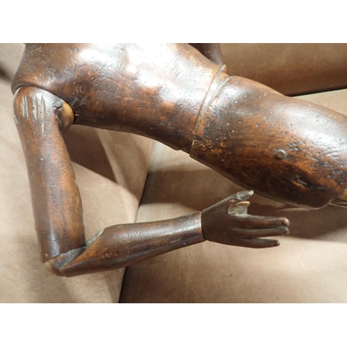 474 - A 19th Century Lay Figure with well carved face and working ball sockets 2ft 2in H