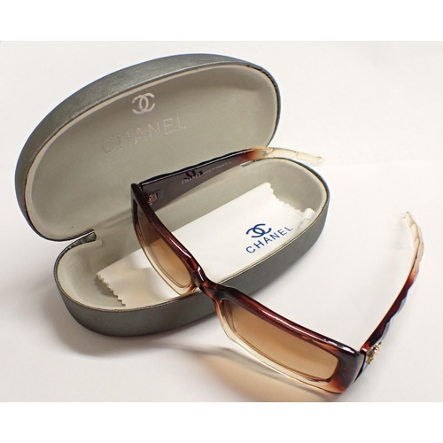 177 - A pair of vintage Chanel Sunglasses in Chanel case