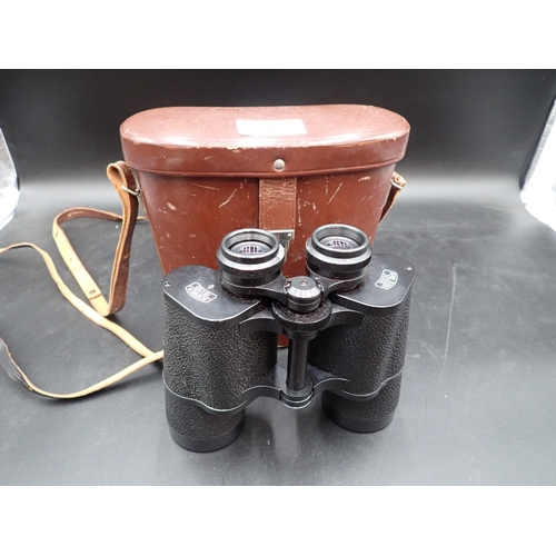 85 - A pair of Carl Zeiss 10 x 50 Binoculars, No 4376125, in leather case