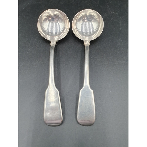 119 - A pair of Wm IV silver Sauce Ladles, fiddle pattern, London 1836