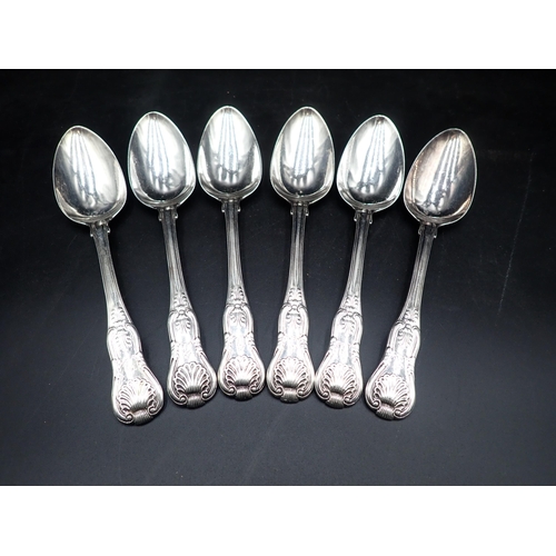 149 - A Set of George IV silver Cutlery, Kings pattern, for six persons, London 1829, maker: Robert Hennel... 