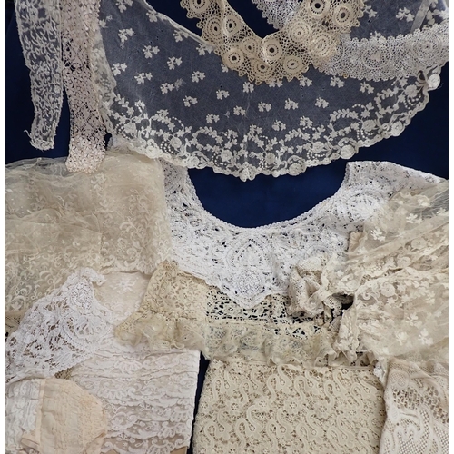 202 - A collection of antique Lace Collars etc