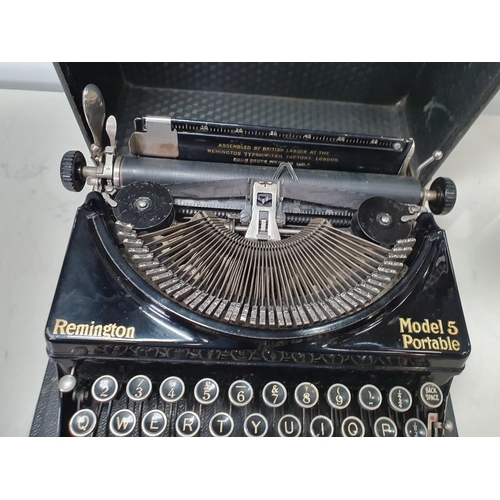 572 - A Remington No. 5 portable Typewriter in case