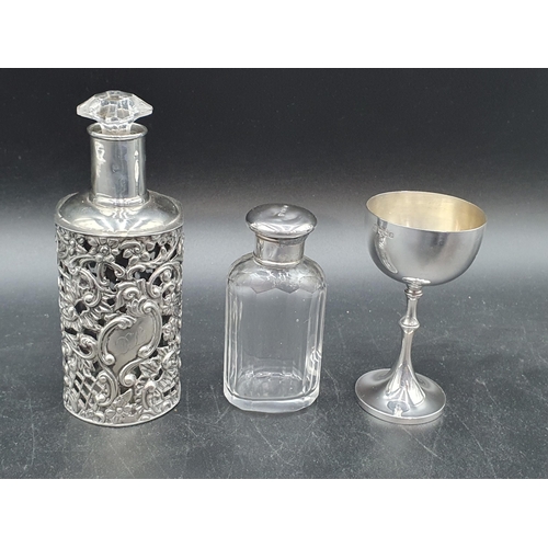 93 - An Edward VII silver Travelling Chalise, Paten and bottle or Travelling Communion Set, Sheffield 190... 