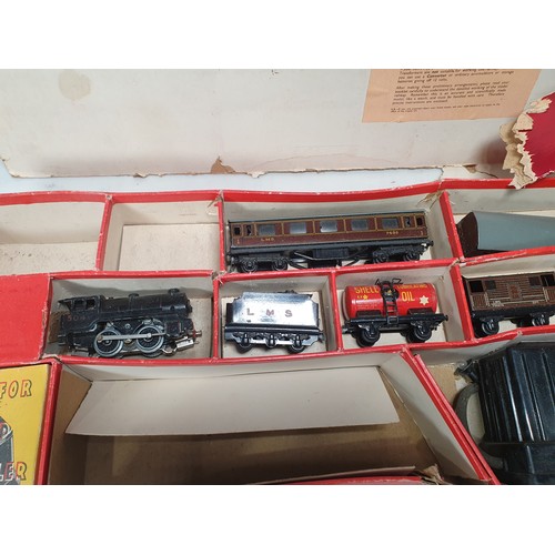 368 - A Trix part Twin Railway Series Railway Set  including locomotive, carriage, Tender etc. and a Hornb... 