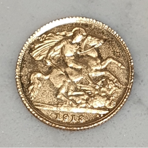 269 - George V, 1913 gold half Sovereign