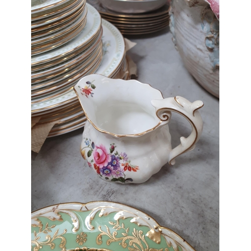 368 - A Spode 'The Derby' Plate, 11in Diameter, an Aynsley Cake Plate depicting St Paul's Cathedral, 13in ... 