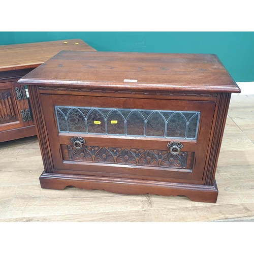 536 - oak veneered  CD Rack, an oak veneered Hi-Fi Cabinet and a Coffee Table (R7)