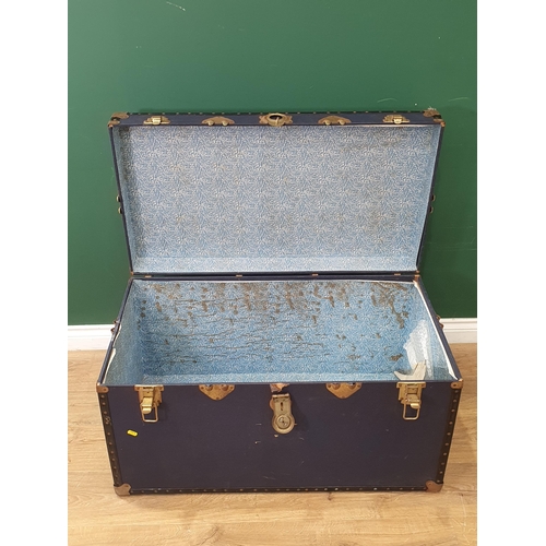 620 - A blue Luggage Case.