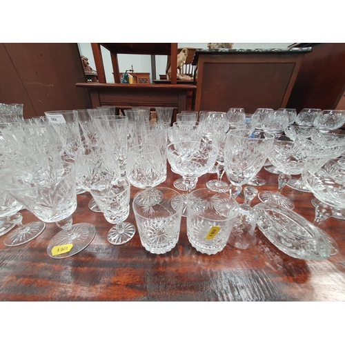 682 - A quantity of cut glass Drinking Glass, Vases, Bowls, etc. (R6)