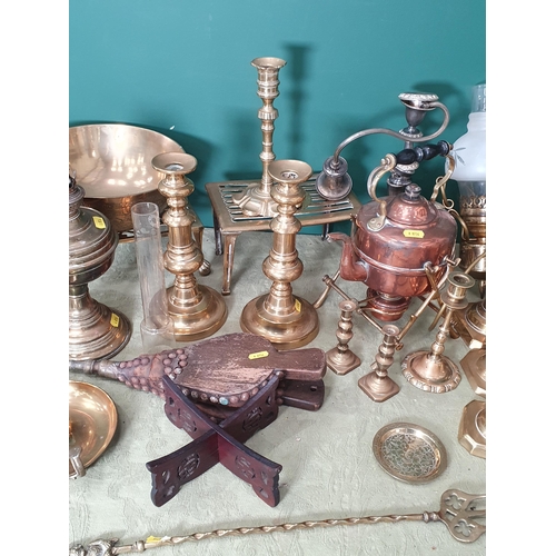 697 - A box of assorted metalware including brass Candlesticks, two brass Trivets, a plated Candelabra, a ... 