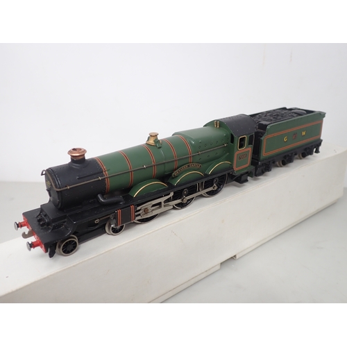 166 - Wrenn 00 gauge W2222 'Devizes Castle' Locomotive, with box base (lacking box lid); and W2212 'Sir Ni... 